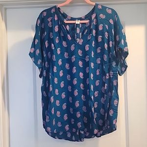 Women's paisley pattern blouse